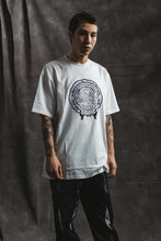 画像をギャラリービューアに読み込む, WORLD LOOKS GREAT T-SHIRT Tシャツ / NATURAL ナチュラルホワイト