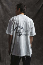 画像をギャラリービューアに読み込む, WORLD LOOKS GREAT T-SHIRT Tシャツ / NATURAL ナチュラルホワイト