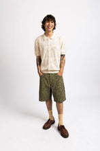 画像をギャラリービューアに読み込む, SKULLS POLO SWEATER ポロシャツ / SAND / SS24-12136